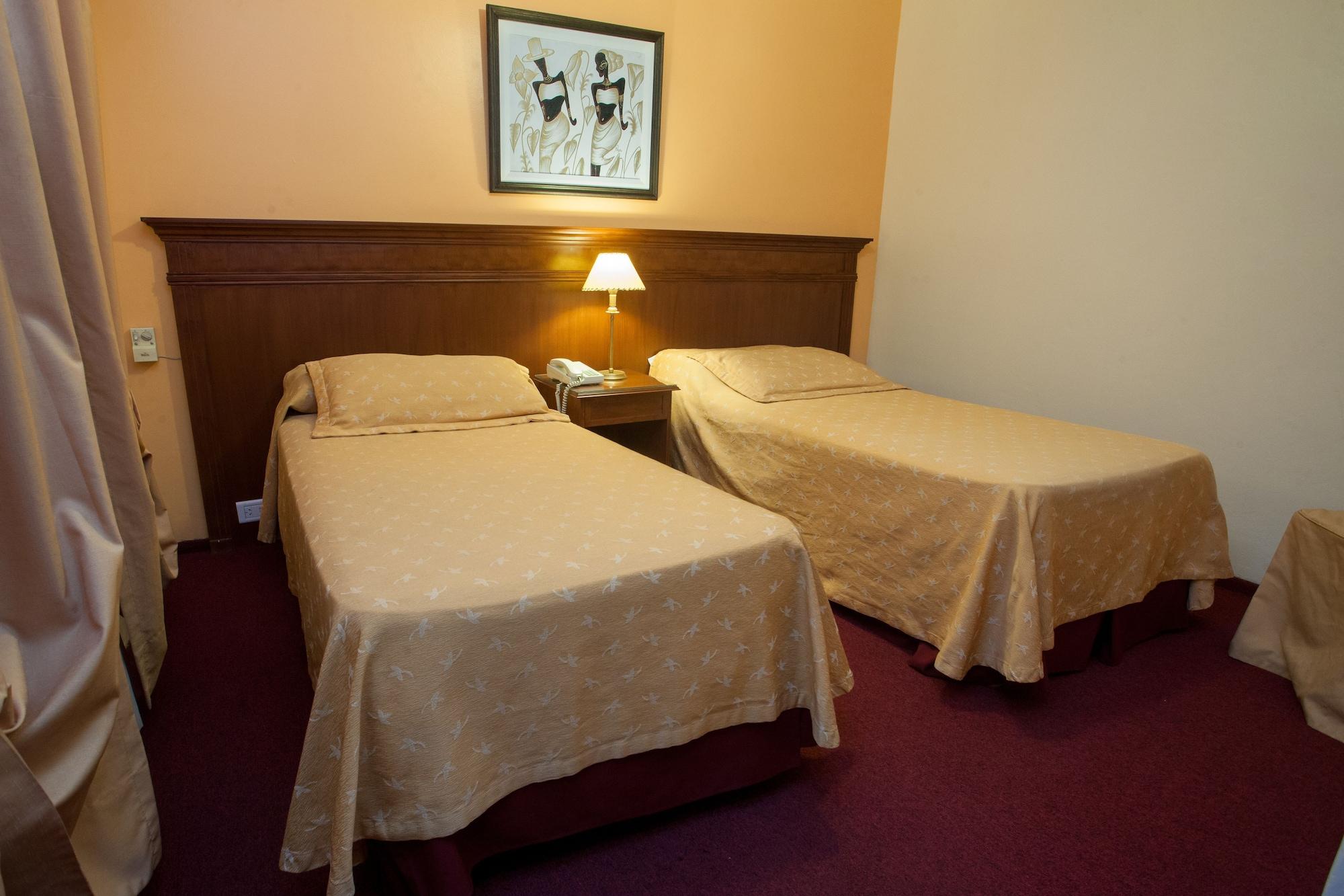 Ritz Hotel מנדוזה מראה חיצוני תמונה