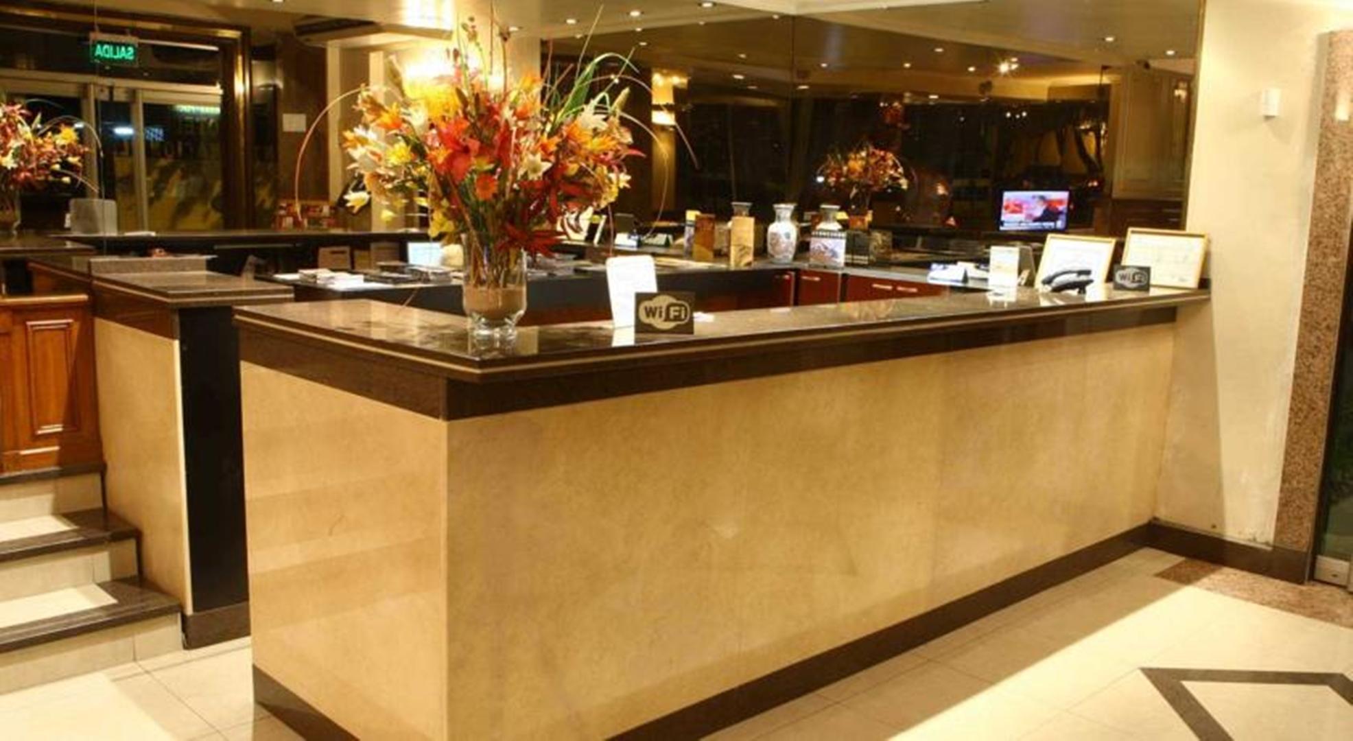 Ritz Hotel מנדוזה מראה חיצוני תמונה